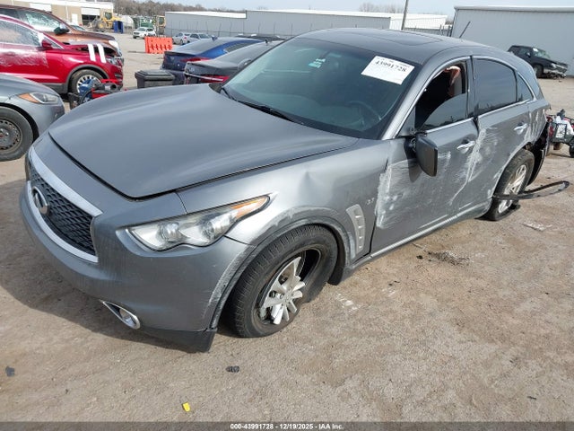 43991728 :رقم المزاد ، JN8CS1MUXHM143749 vin ، 2017 Infiniti Qx70 مزاد بيع