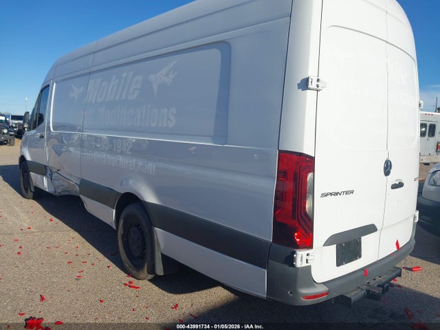 2024 MERCEDES-BENZ SPRINTER 2500 W1Y4NDHY5RT158684 Photo 2