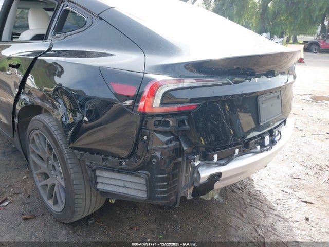 43991771 :رقم المزاد ، 5YJ3E1EA6RF785158 vin ، 2024 Tesla Model 3 Long Range Dual Motor All-wheel Drive/rear-wheel Drive مزاد بيع