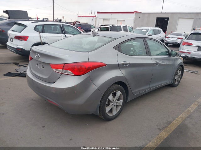 Продаж на аукціоні авто 2013 Hyundai Elantra Gls/limited, vin: KMHDH4AE0DU634852, номер лоту: 43991795