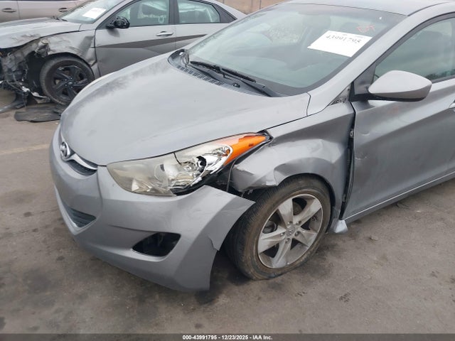 Продаж на аукціоні авто 2013 Hyundai Elantra Gls/limited, vin: KMHDH4AE0DU634852, номер лоту: 43991795