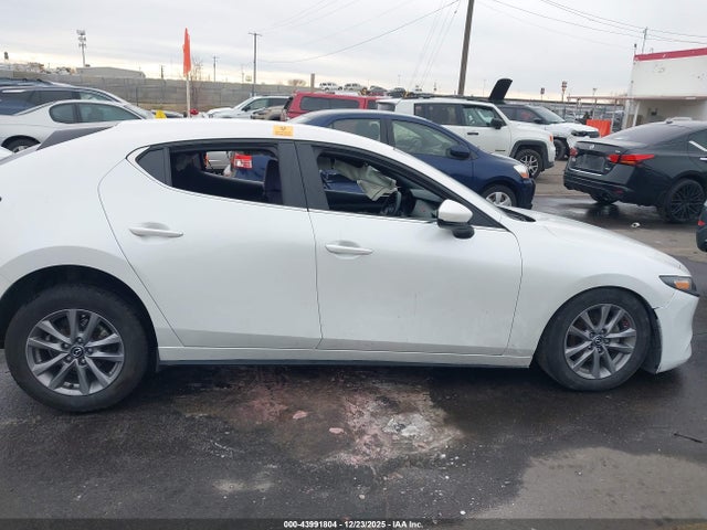 JM1BPAJL6M1327280 Mazda Mazda3 2.5 S