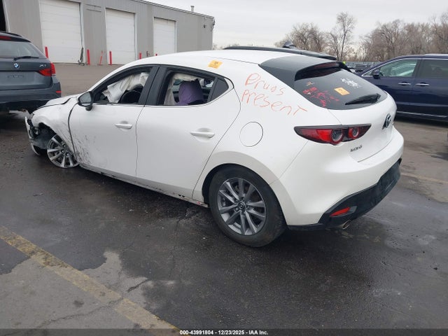 JM1BPAJL6M1327280 Mazda Mazda3 2.5 S