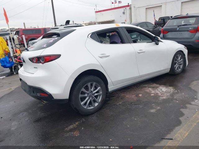 JM1BPAJL6M1327280 Mazda Mazda3 2.5 S