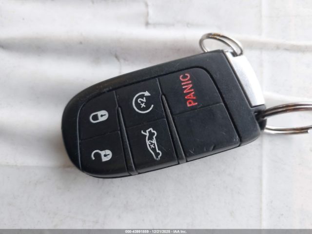 2015 CHRYSLER 300 2C3CCABG6FH872292 Photo 10