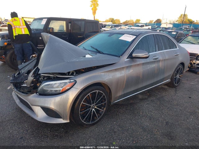 2019 MERCEDES-BENZ C 300 55SWF8DB0KU304712 Photo 1