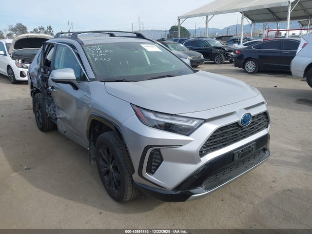 Toyota Rav4 Hybrid Se 2024 JTM16RFV3RD137725 Image 1