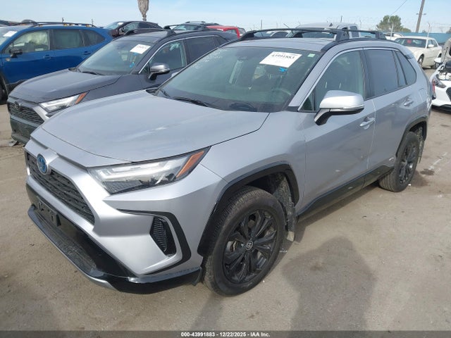 Toyota Rav4 Hybrid Se 2024 JTM16RFV3RD137725 Image 2