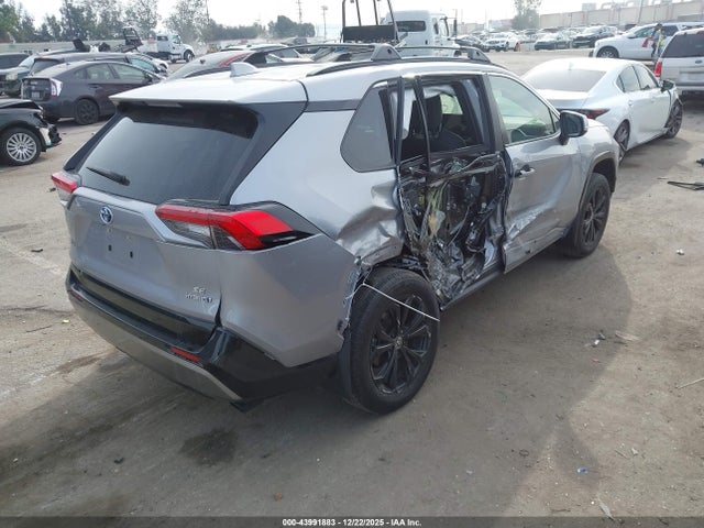 Toyota Rav4 Hybrid Se 2024 JTM16RFV3RD137725 Image 4