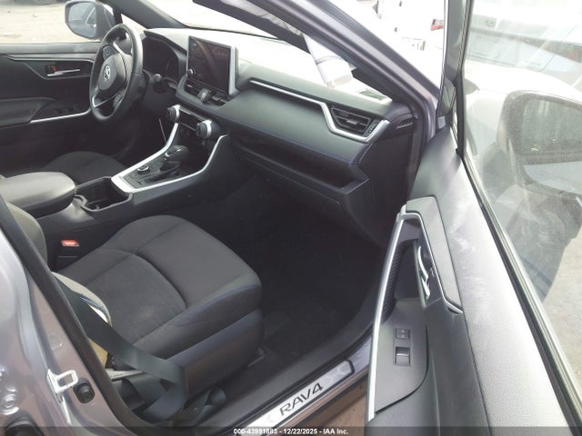 Toyota Rav4 Hybrid Se 2024 JTM16RFV3RD137725 Image 5