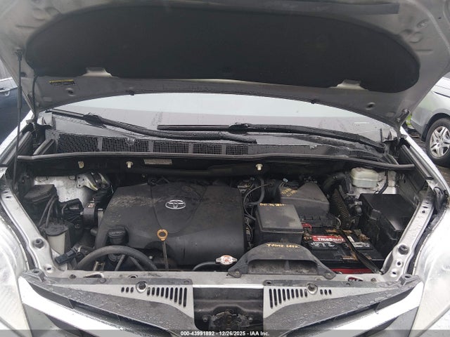 Toyota Sienna Xle 8 Passenger 2018 5TDYZ3DC3JS911095 Image 10