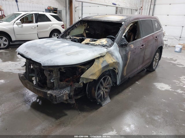 5TDBKRFHXES035539 Toyota Highlander Le V6