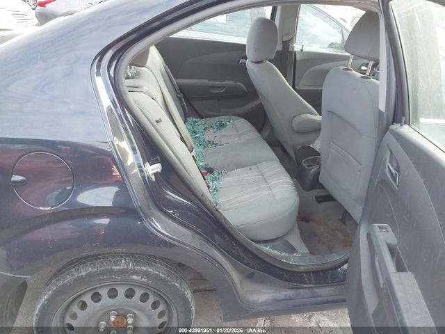 1G1JC5SH6G4181161 Chevrolet Sonic Lt Auto