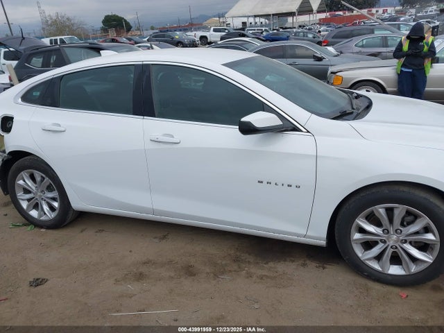 1G1ZD5ST9LF005806 Chevrolet Malibu Fwd Lt