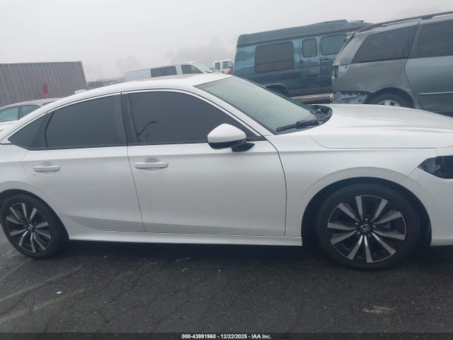 Honda CIVIC EX 2022 2HGFE1F77NH323911 Image 14