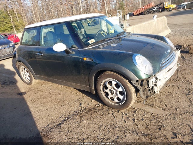 2005 MINI COOPER WMWRC33435TJ63601