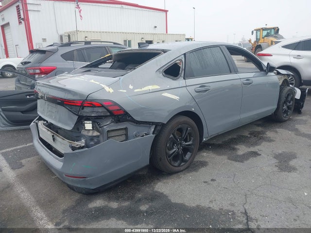 1HGCY1F44SA025102 Honda ACCORD SE