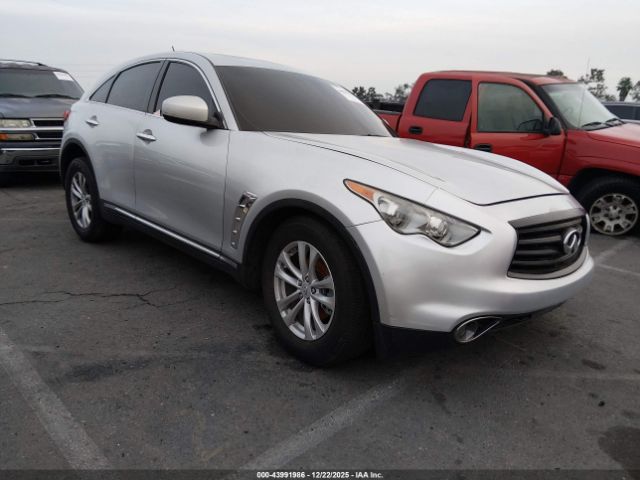 2016 INFINITI QX70 JN8CS1MU3GM671986