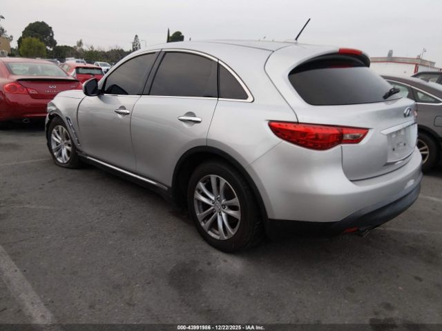 2016 INFINITI QX70 JN8CS1MU3GM671986 Photo 2