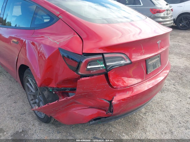 2023 TESLA MODEL 3 5YJ3E1EA9PF640614 Photo 5