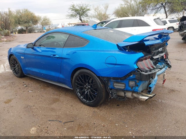 2021 FORD MUSTANG 1FA6P8CF5M5112456 Photo 2