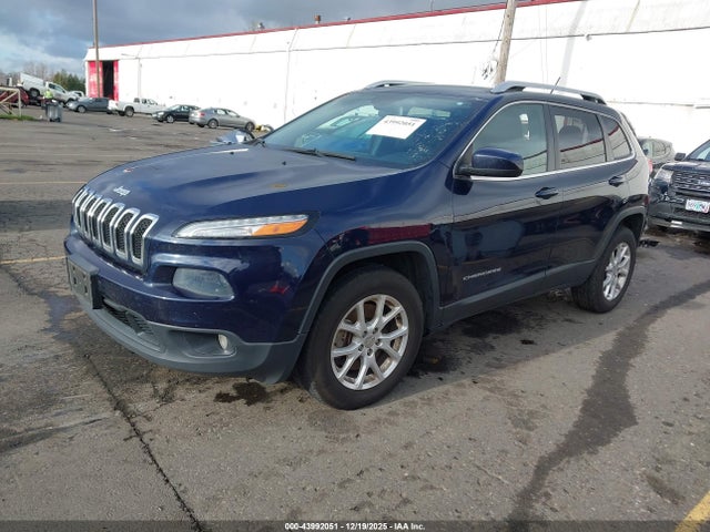1C4PJMCS8FW594844 Jeep Cherokee Latitude