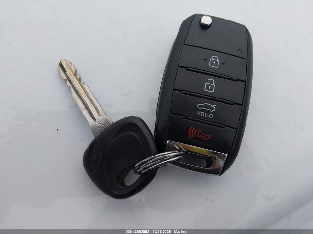 Aukcja sprzedaży 2017 Kia Forte Lx, vin: 3KPFK4A76HE133288, numer aukcji: 43992052