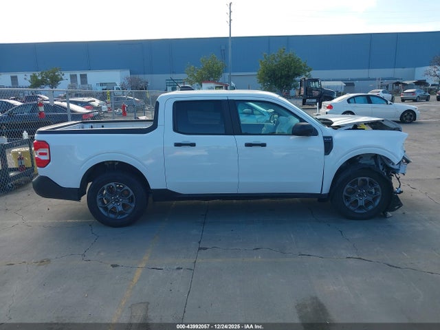 3FTTW8H32SRA83460 Ford Maverick Xlt