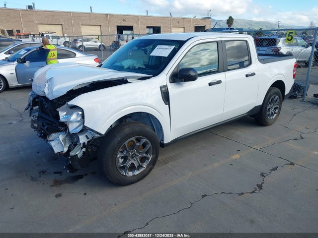 3FTTW8H32SRA83460 Ford Maverick Xlt