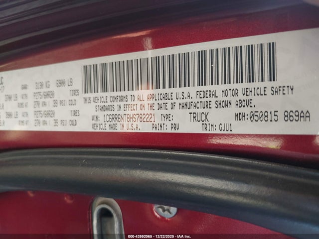 1C6RR6NT8HS782221 RAM 1500 Laramie 4x2 5&#039;7 Box