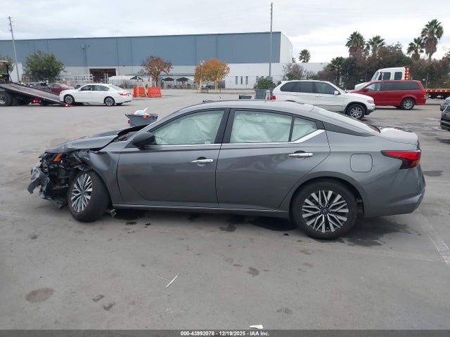1N4BL4DV0RN364194 Nissan Altima Sv Fwd
