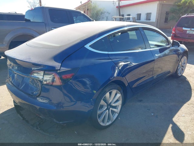 2018 TESLA MODEL 3 5YJ3E1EA2JF008108 Photo 3