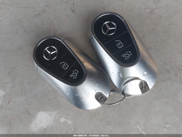 Mercedes-Benz C 300 2024 W1KAF4GB4RR211346 Image 11