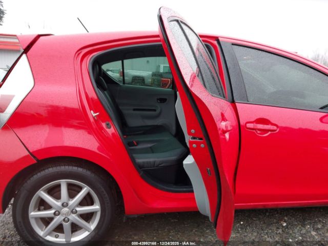 2012 TOYOTA PRIUS C JTDKDTB38C1011509 Photo 7