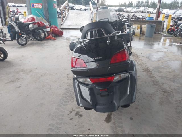 2016 HONDA GL1800 JH2SC68H1GK400538 Photo 5