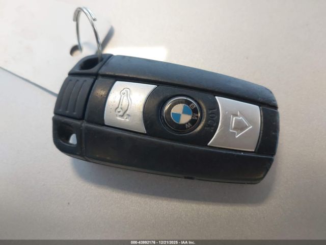 2011 BMW 328I WBAPK7C54BF086922 Photo 10