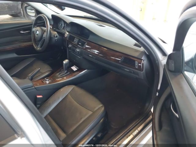 2011 BMW 328I WBAPK7C54BF086922 Photo 4