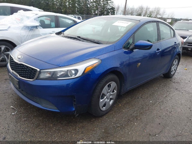 KIA FORTE LX 2018 3KPFL4A79JE205748 Image 2