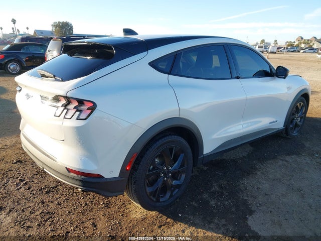 Ford Mustang Mach-e Select 2024 3FMTK1SU4RMA36714 Image 4