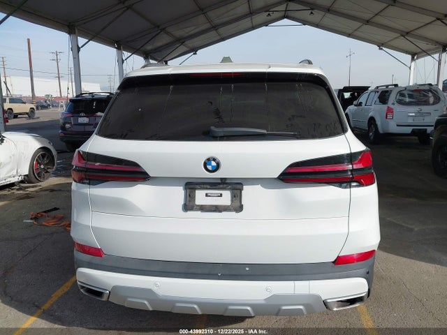 5UX13EU07R9S27678 BMW X5 Sdrive40i
