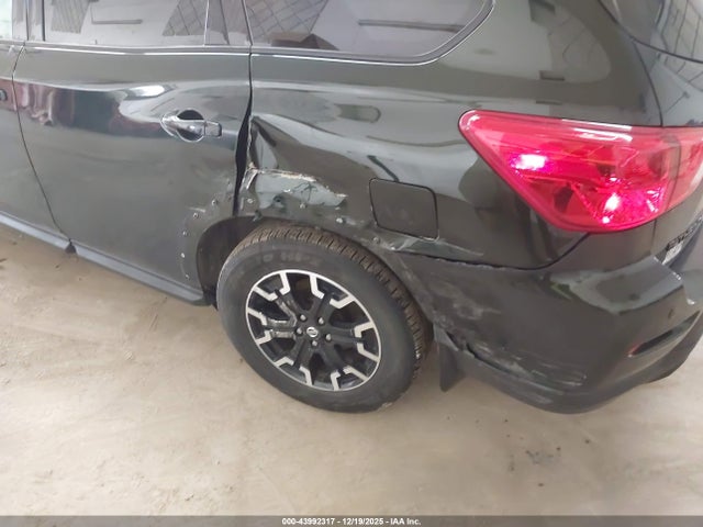5N1DR2MM1KC649190 Nissan Pathfinder Sv