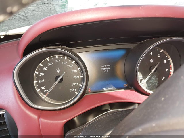 ZN661YUSXHX255029 Maserati LEVANTE S