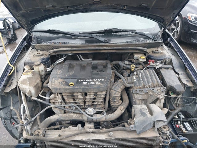 Chrysler 200 LX 2014 1C3CCBAB5EN214111 Image 10