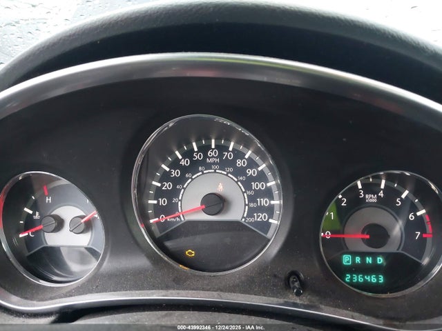 Chrysler 200 LX 2014 1C3CCBAB5EN214111 Image 7