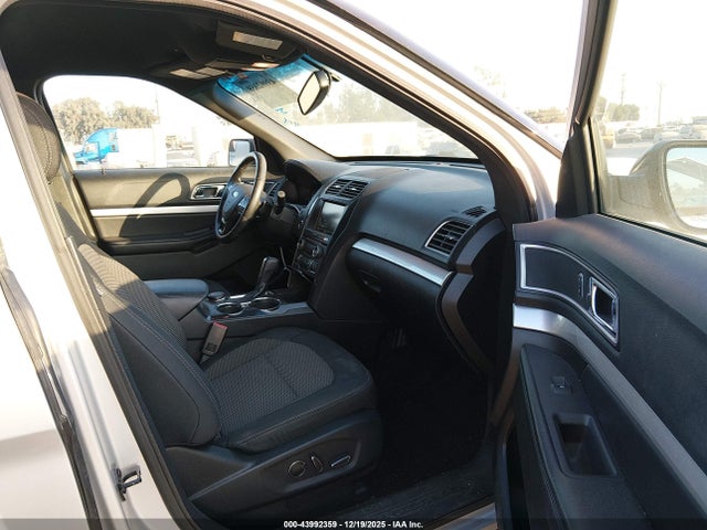 Ford EXPLORER XLT 2016 1FM5K8D80GGB53456 Image 5