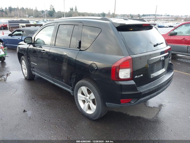 Jeep Compass Latitude 4x4 2017 1C4NJDEB0HD154586 Image 3