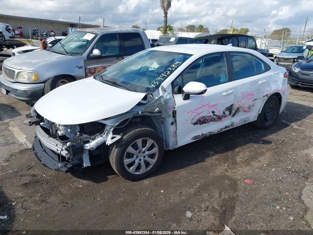 Toyota COROLLA LE 2020 5YFEPRAE4LP053052 Image 2
