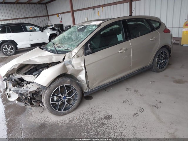 1FADP3M28JL236637 Ford FOCUS SEL
