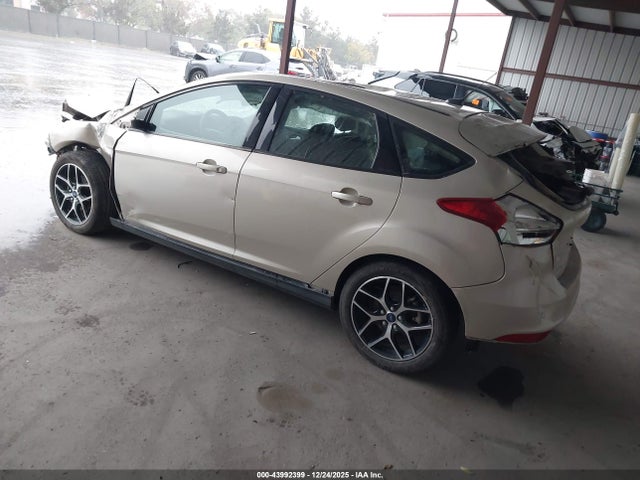 1FADP3M28JL236637 Ford FOCUS SEL