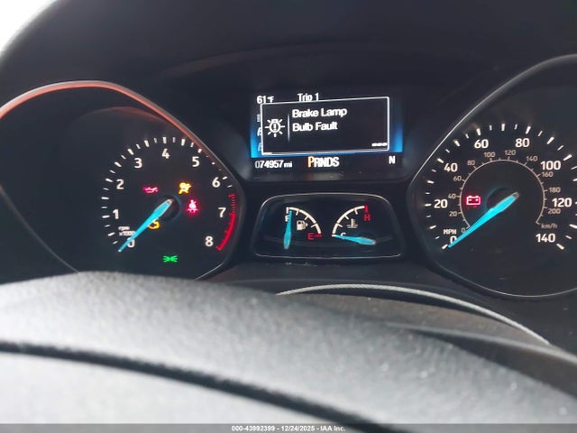 1FADP3M28JL236637 Ford FOCUS SEL